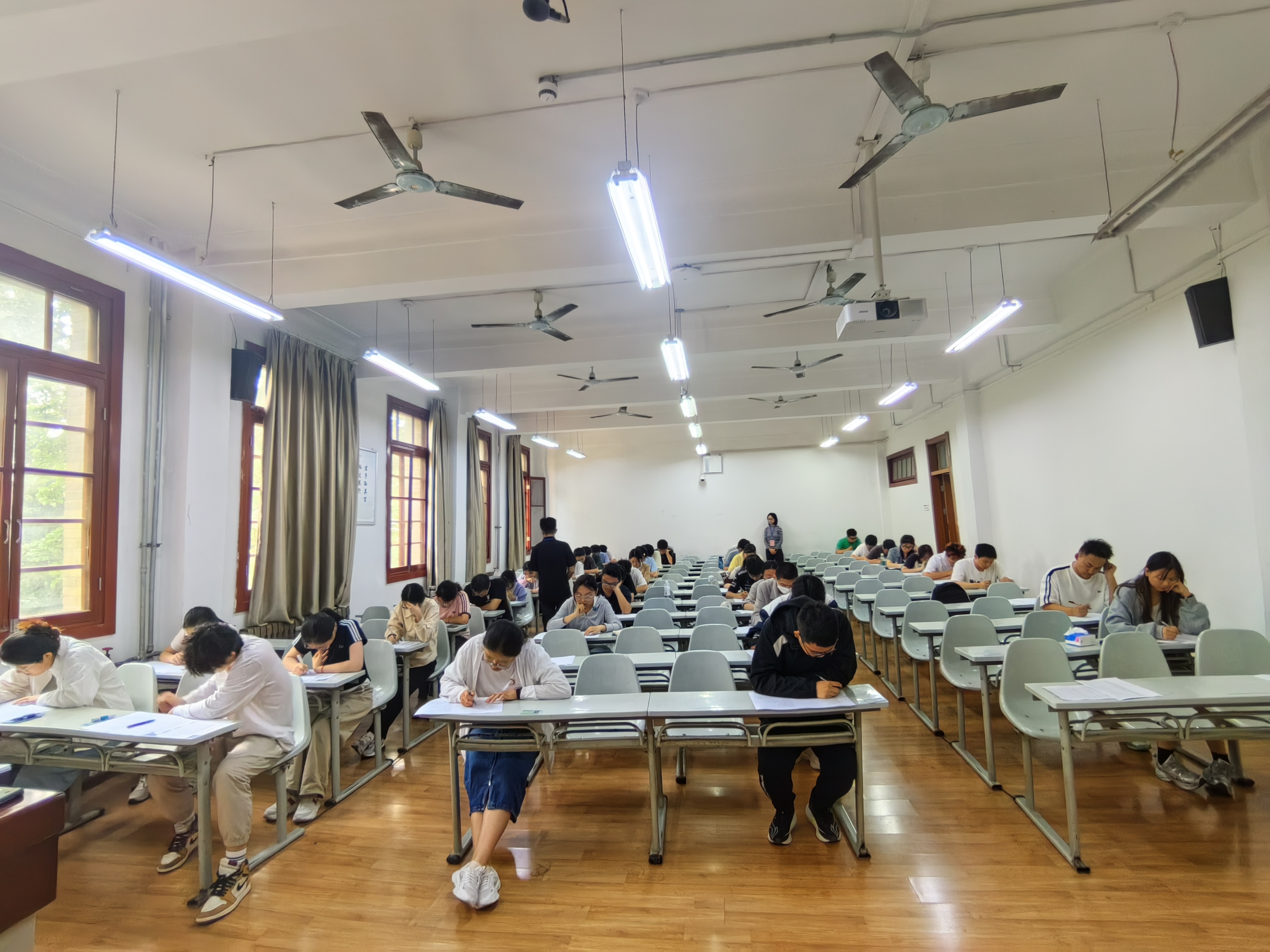 我校圆满完成全国大学生化学实验竞赛校内选拔赛