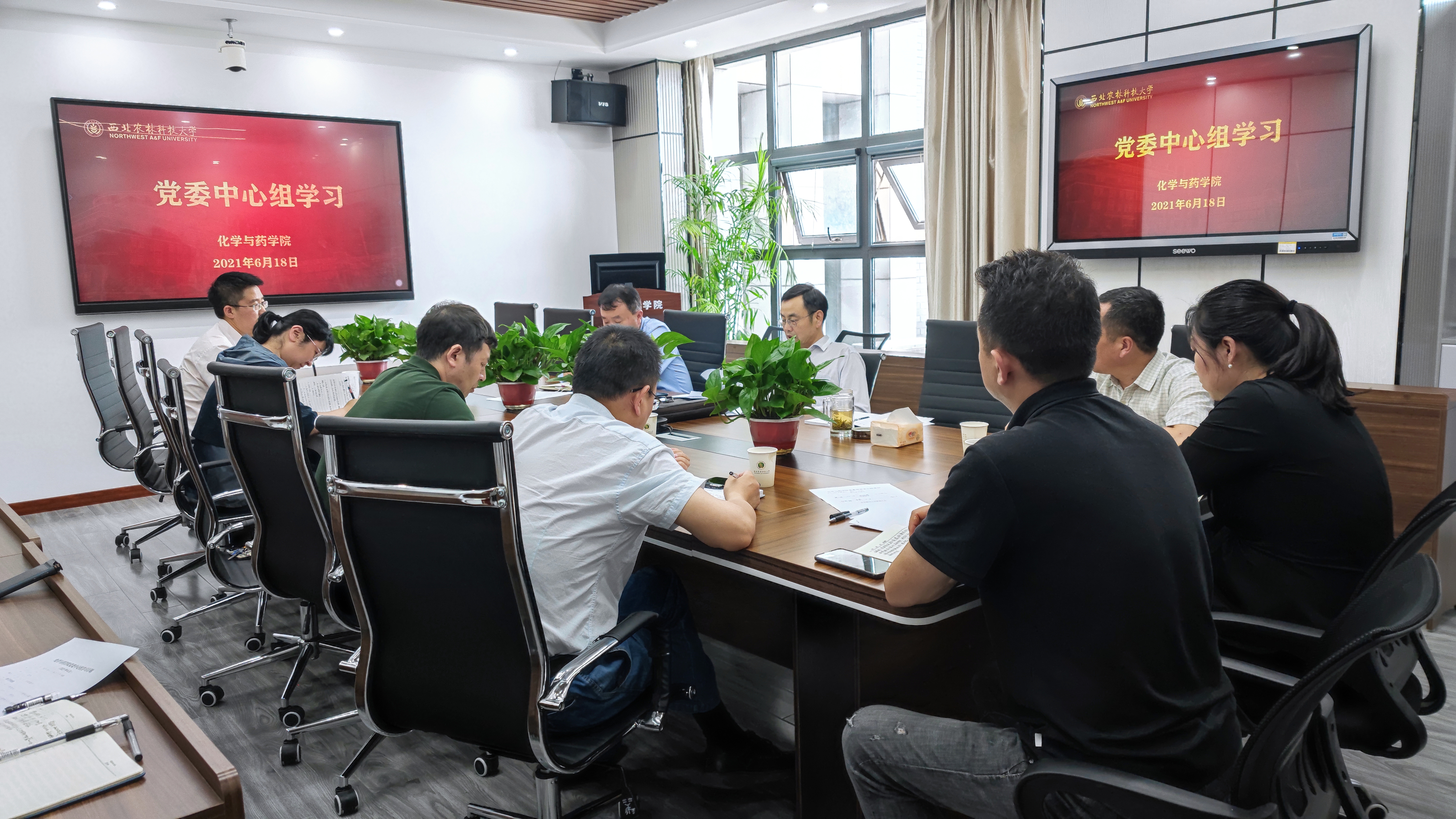 8a221d51ca51448faa3f3ab03a696dfe.jpg 8a221d51ca51448faa3f3ab03a696dfe.jpg